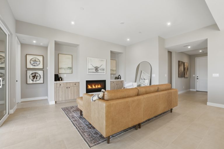 10-Living Room