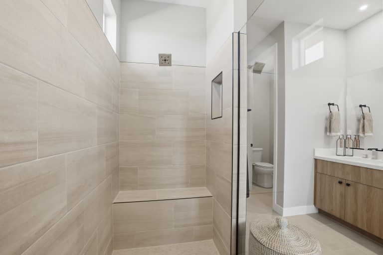 24-Primary Bathroom