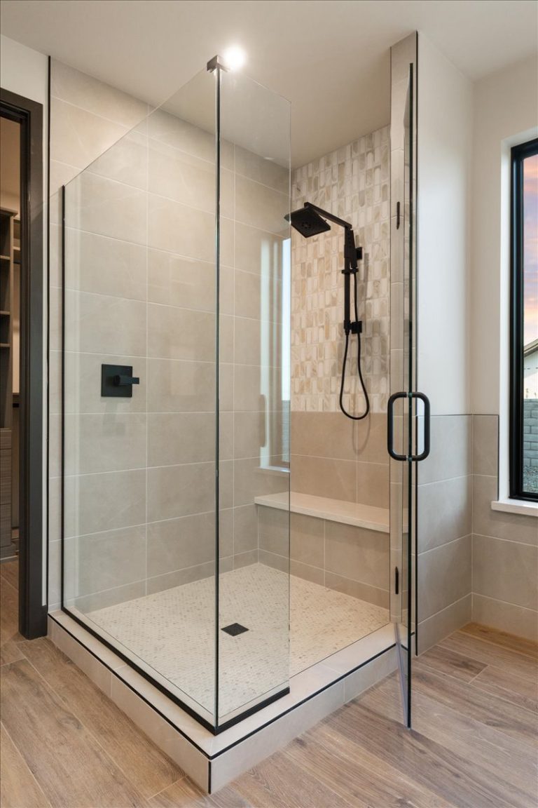 034-Primary Bathroom - 5605 Meridian Ct