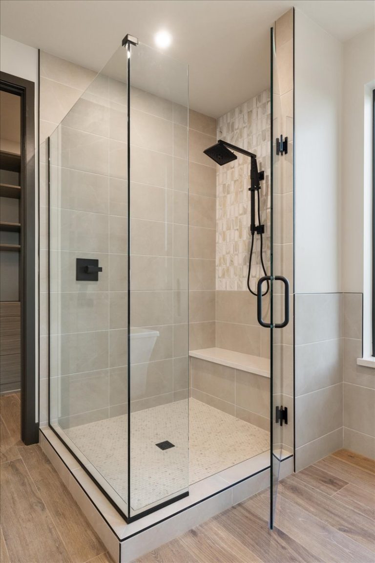 035-Primary Bathroom - 5605 Meridian Ct