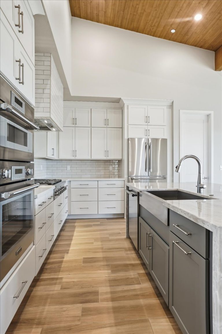 13-Kitchen