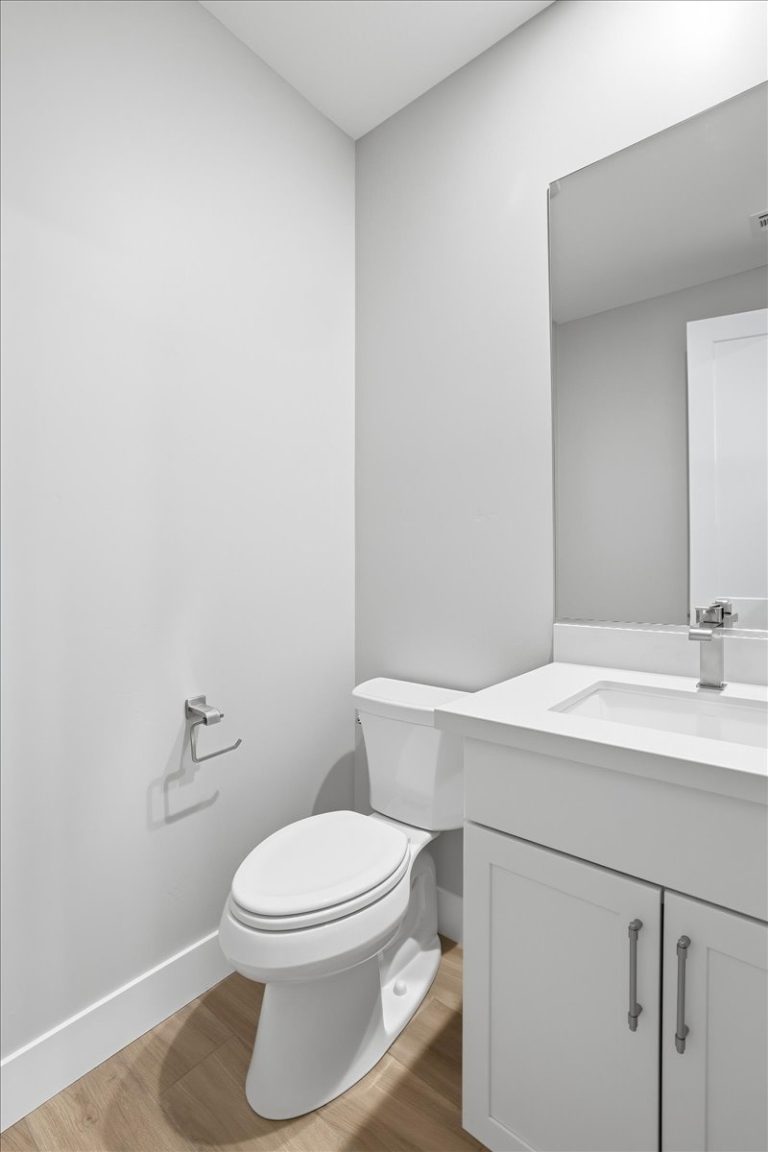 23-Powder Room