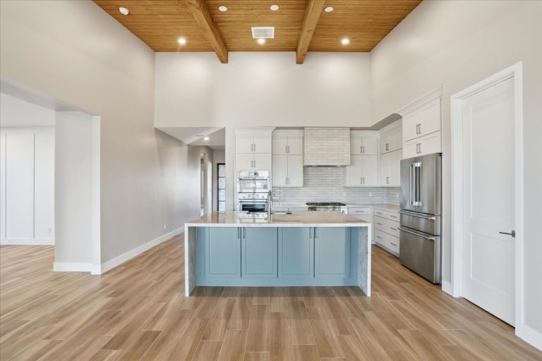 09-Kitchen
