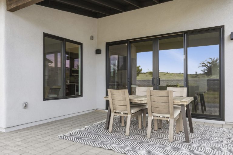 61-Covered Patio