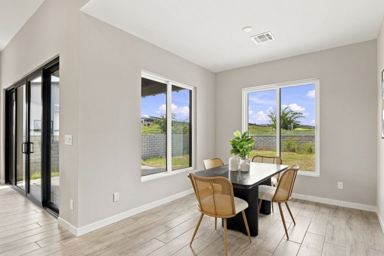 54-Dining Room