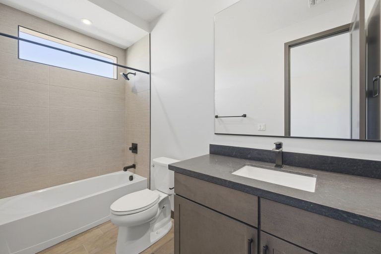 21-Bathroom 2