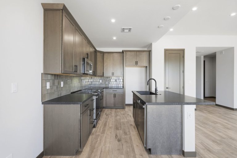 11-Kitchen 4 (2)